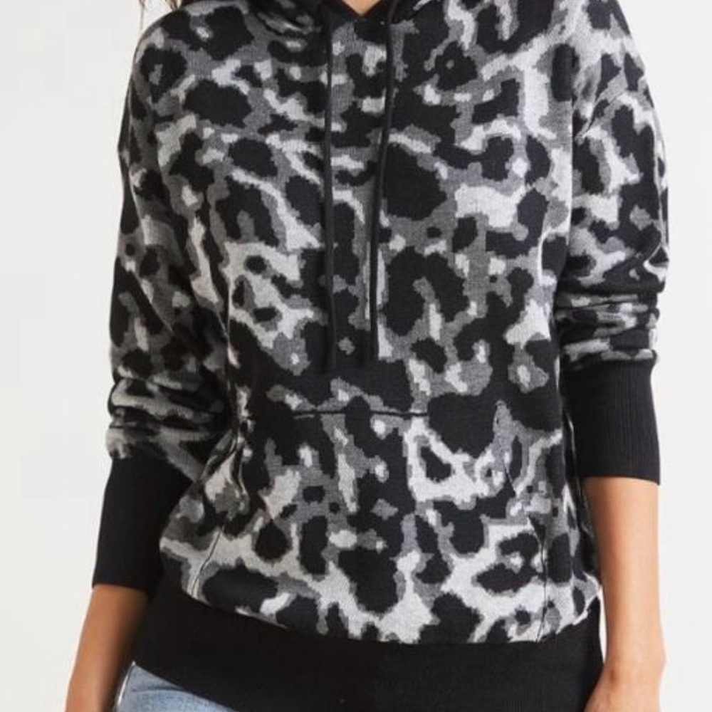 John & Jenn Evereve Hoodie Pullover Size S/P